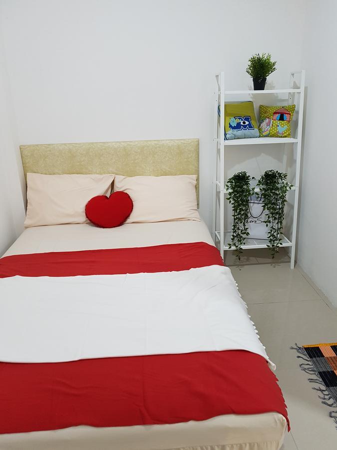 Room 28 Jakarta Exteriör bild