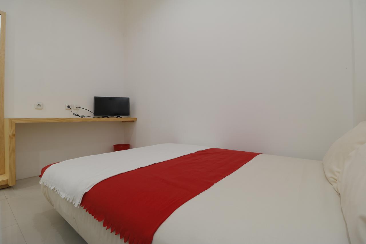 Room 28 Jakarta Exteriör bild